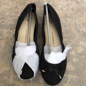 Issac Mizrahi Live flats, black 8 wide